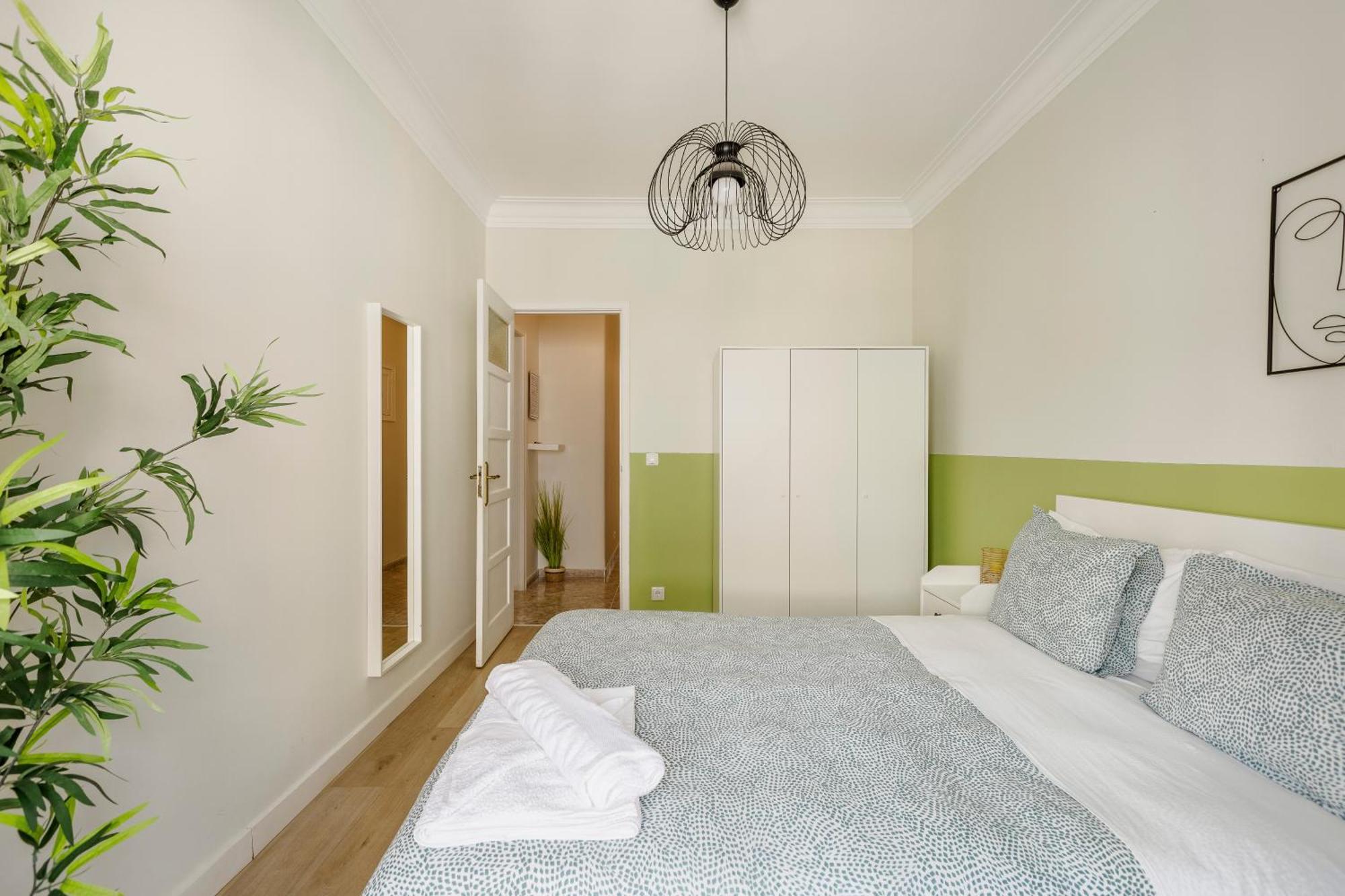 Boho Chic 2 Bedroom Gem 10 Min From Dowtown Free Parking أمادورا المظهر الخارجي الصورة